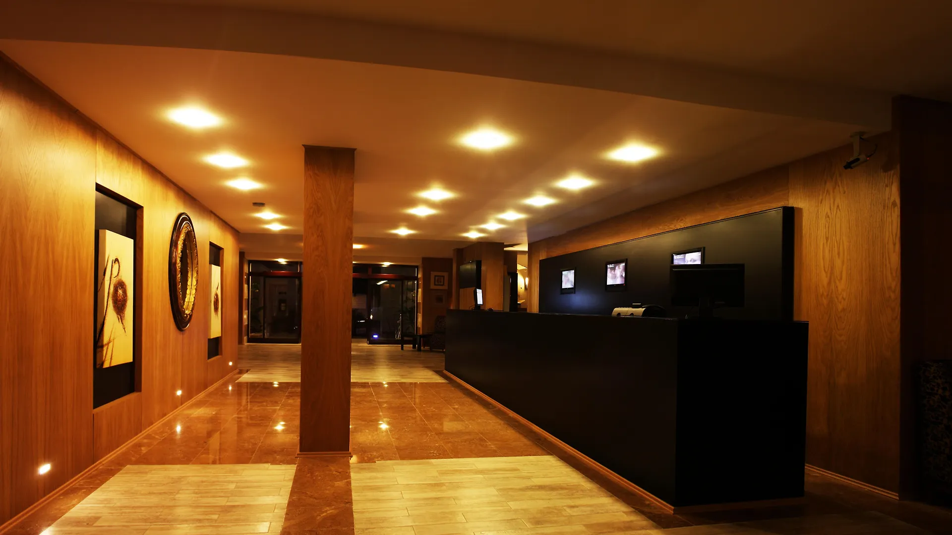 Club Munamar Beach Resort Hotel location