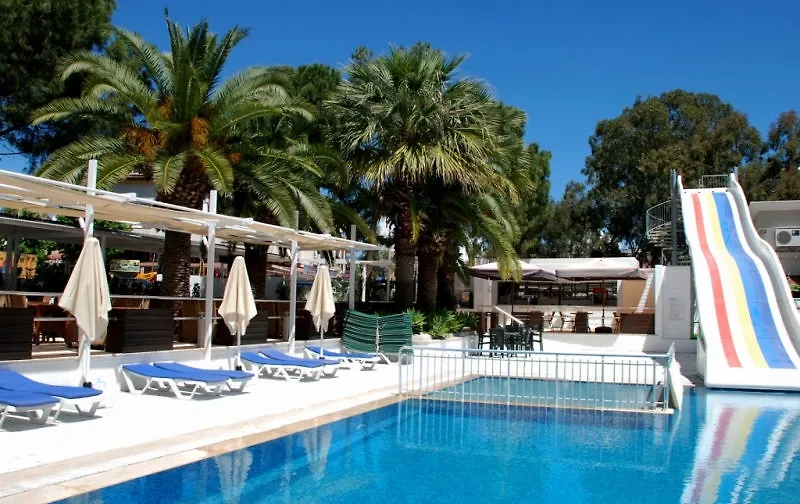 Club Munamar Beach Resort Hotel Marmaris 4*,